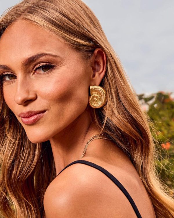 Brightwear.shop240f26849b 1